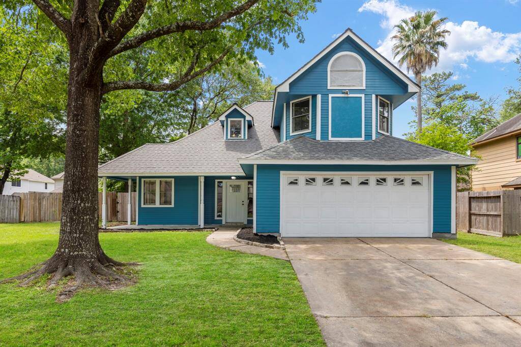Nestled in the Oaks of Atascocita subdivision, this charming 3-bedroom, 2-bath home offers a perfect blend of comfort and style