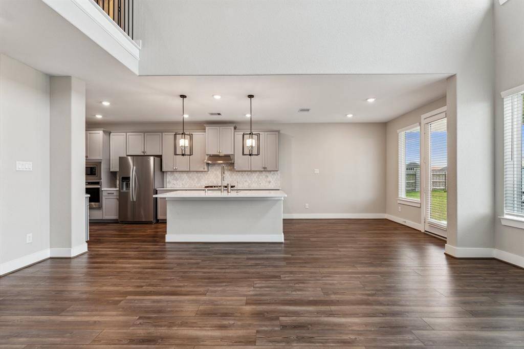 Beautiful kitchen is open to the living room providing a great entertainment space and an easy flow from one room to the next.