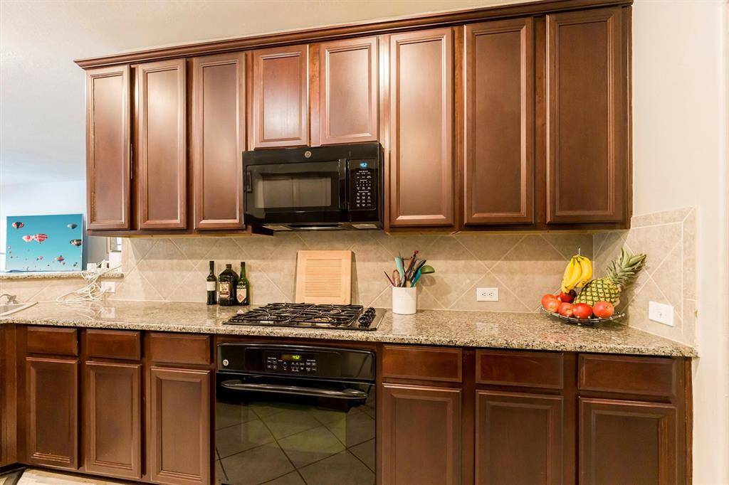 Nice working spaces with great storage...