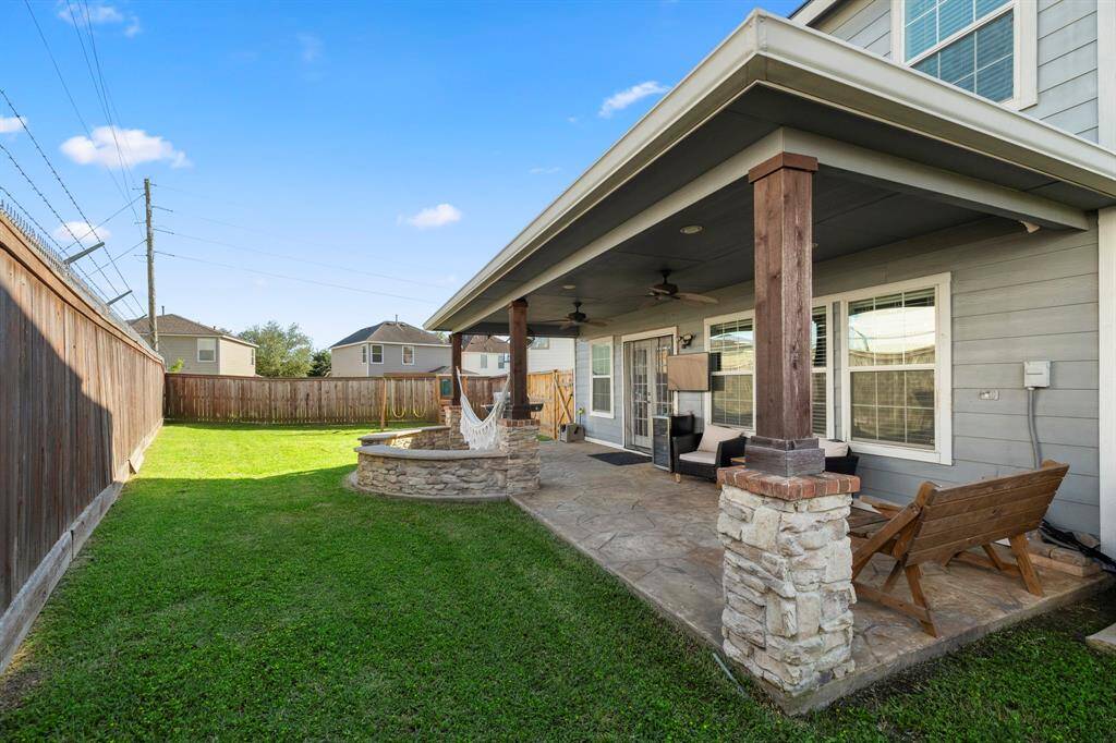 Gorgeous Backyard!