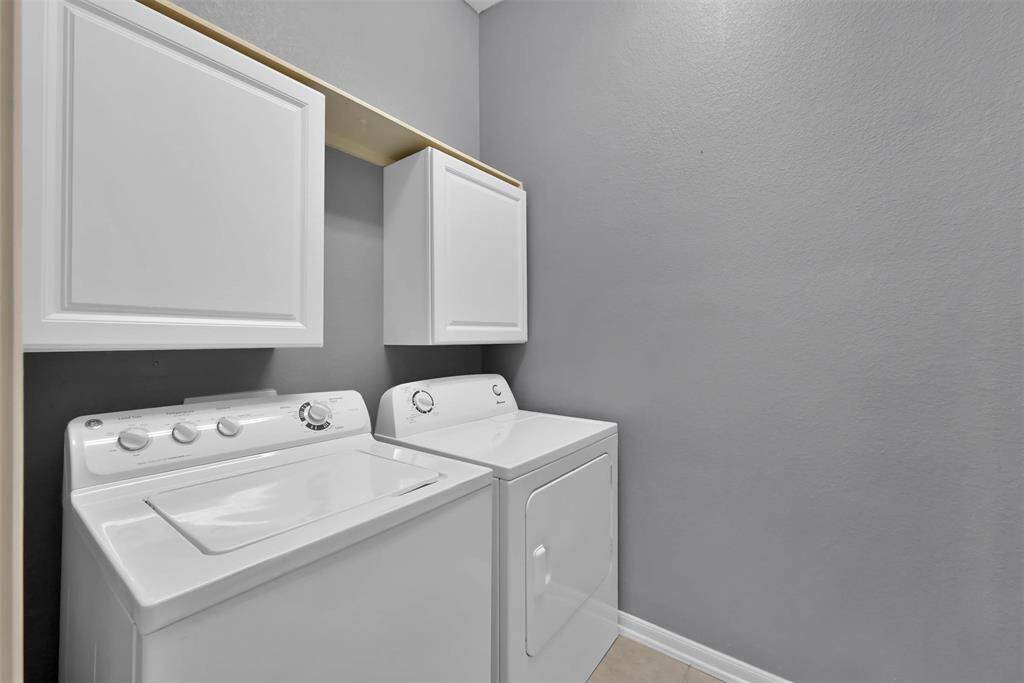 Laundry Room (2nd Floor)