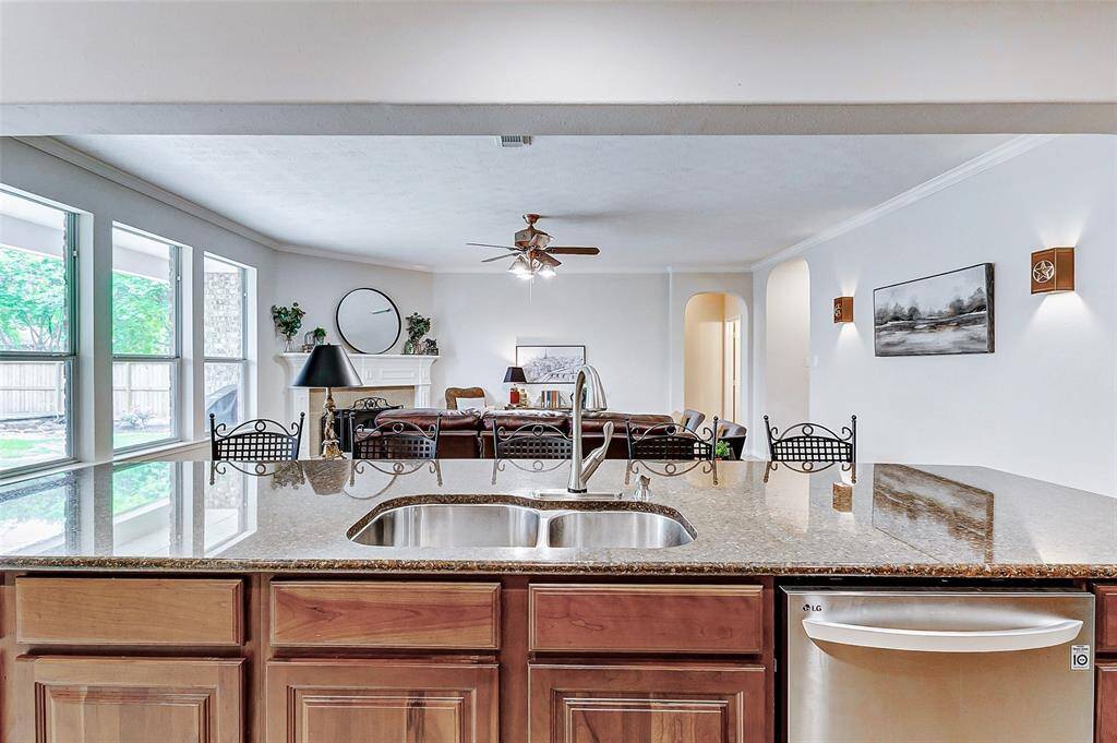 This open concept creates a wonderful flow and perfect space for entertaining family and friends alike.
