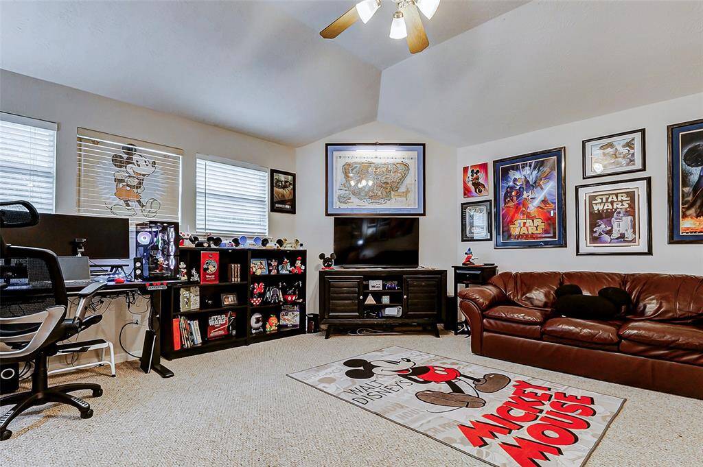 Game Room/Flex Space.