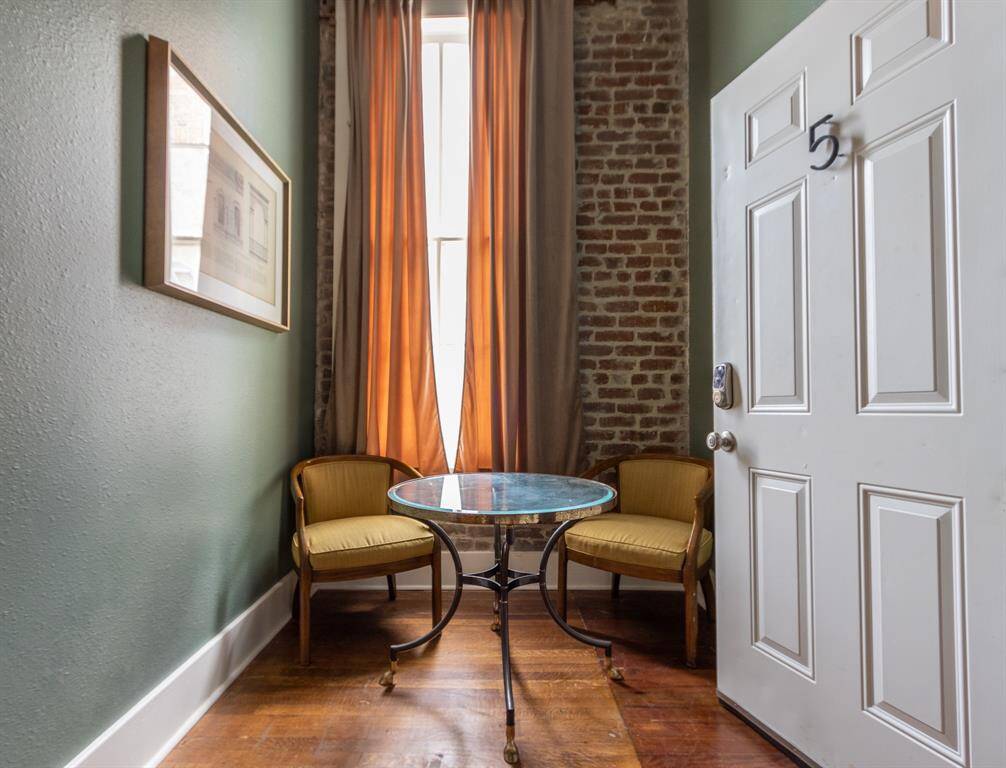 Sitting area