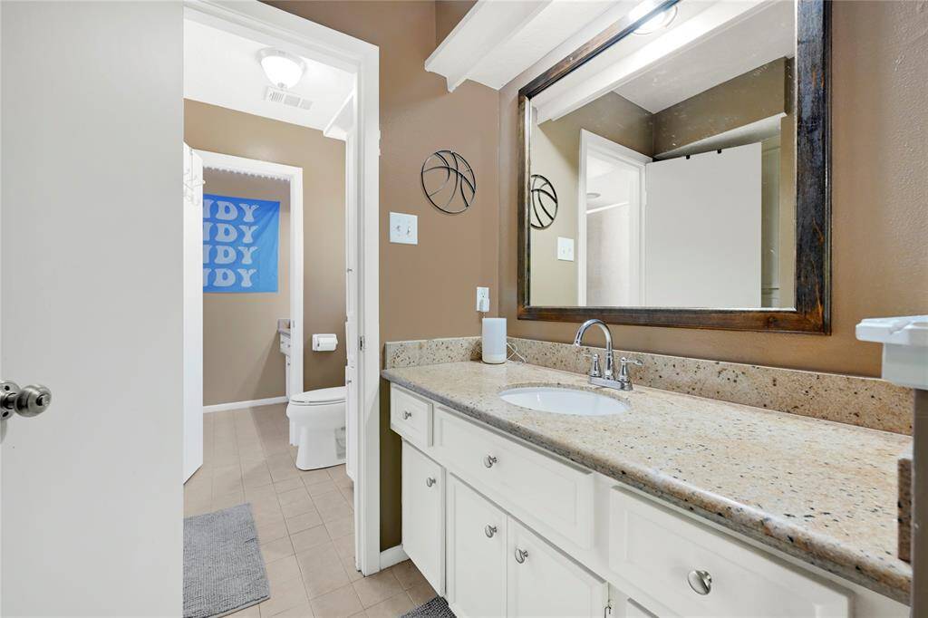 jack & jill connecting bedrooms 2 & 3