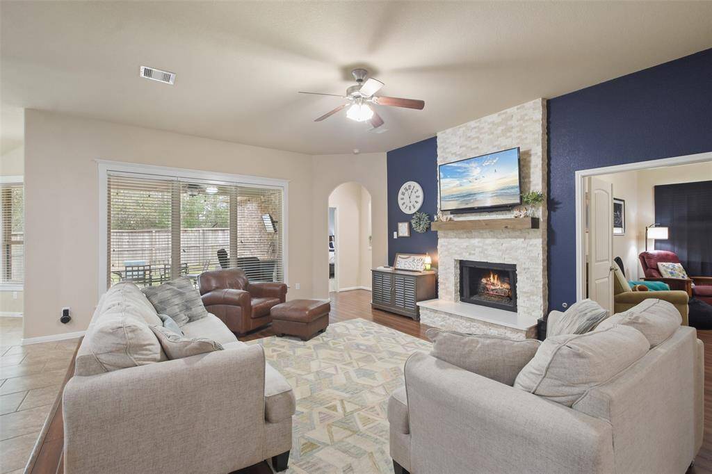 Stacked fireplace with gaslog fireplace