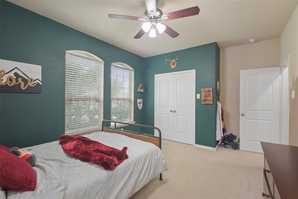 tons of natural light