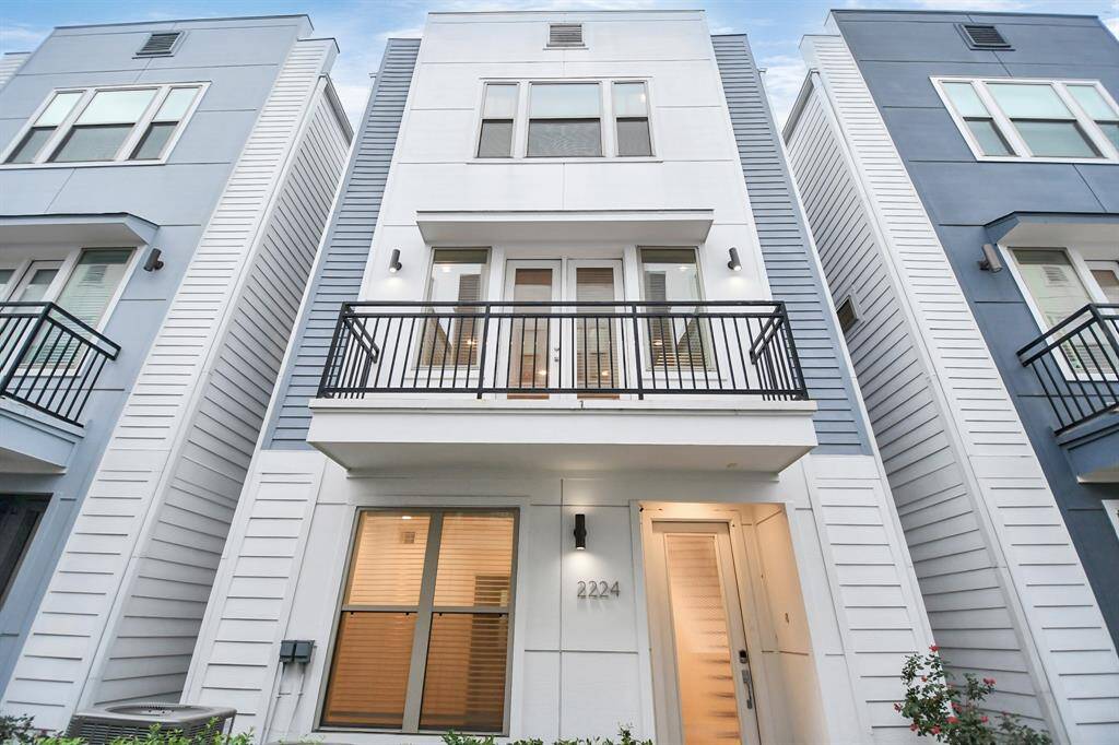 Welcome to 2224 McGowen St
