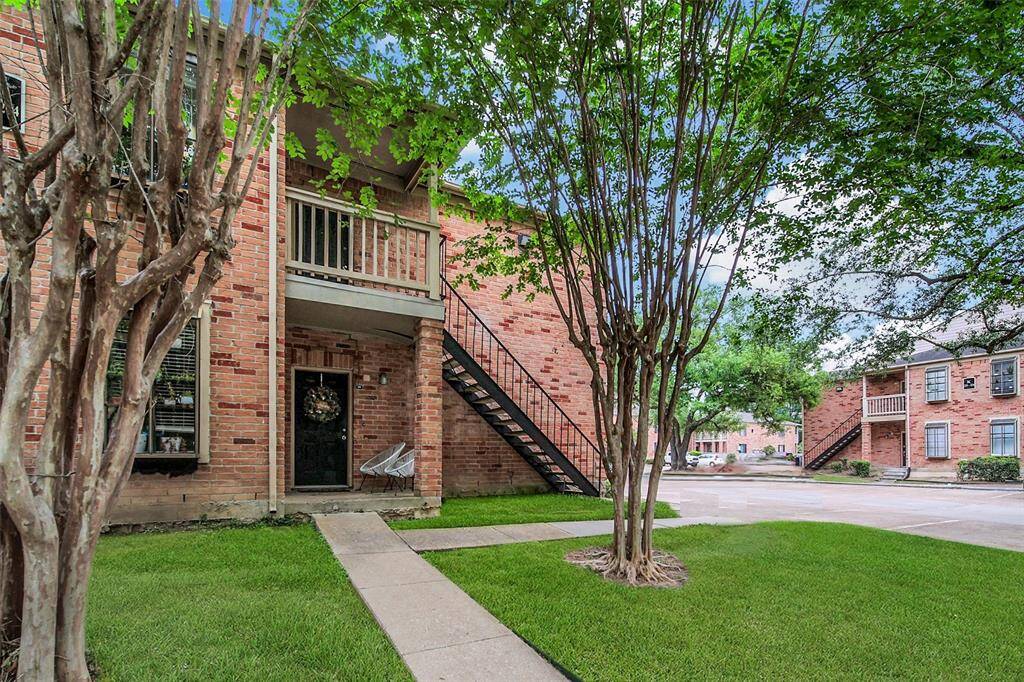 Welcome home to Unit 196, a stunning second story 2 bedroom/2 bathroom condo with a prime corner location in the heart of the Braeswood park community.