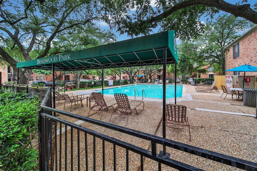 The Braeswood Park community pool is located right across from Unit 196, providing ease of use in the upcoming summer months!