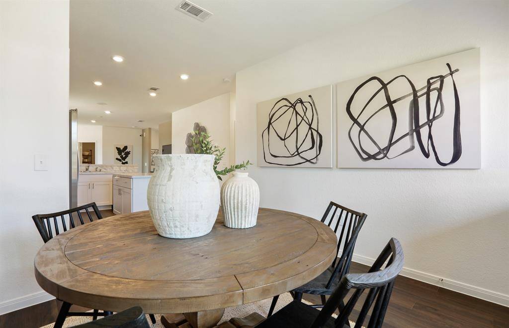 MODEL HOME images may NOT be consistent with finished product.