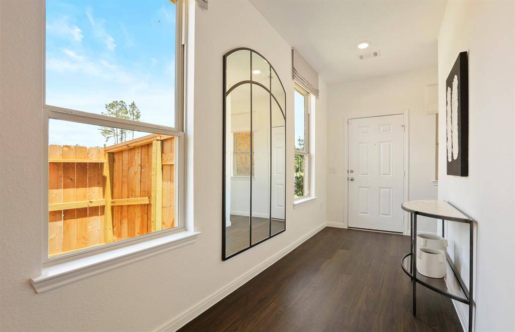 MODEL HOME images may NOT be consistent with finished product.