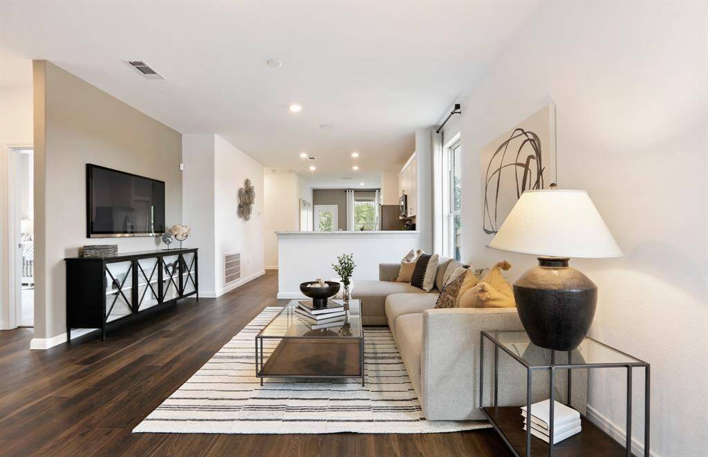 MODEL HOME images may NOT be consistent with finished product.