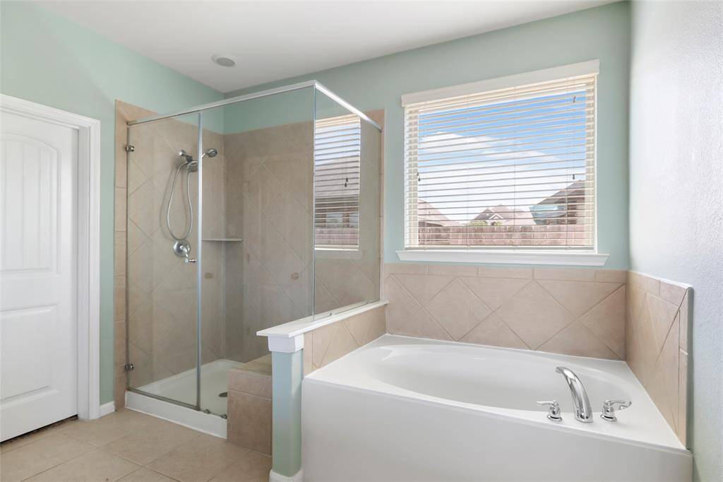 Separate tub and shower