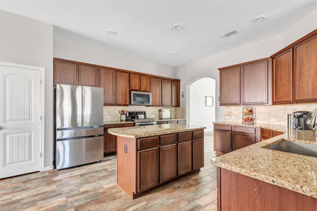 Another view of the kitchen