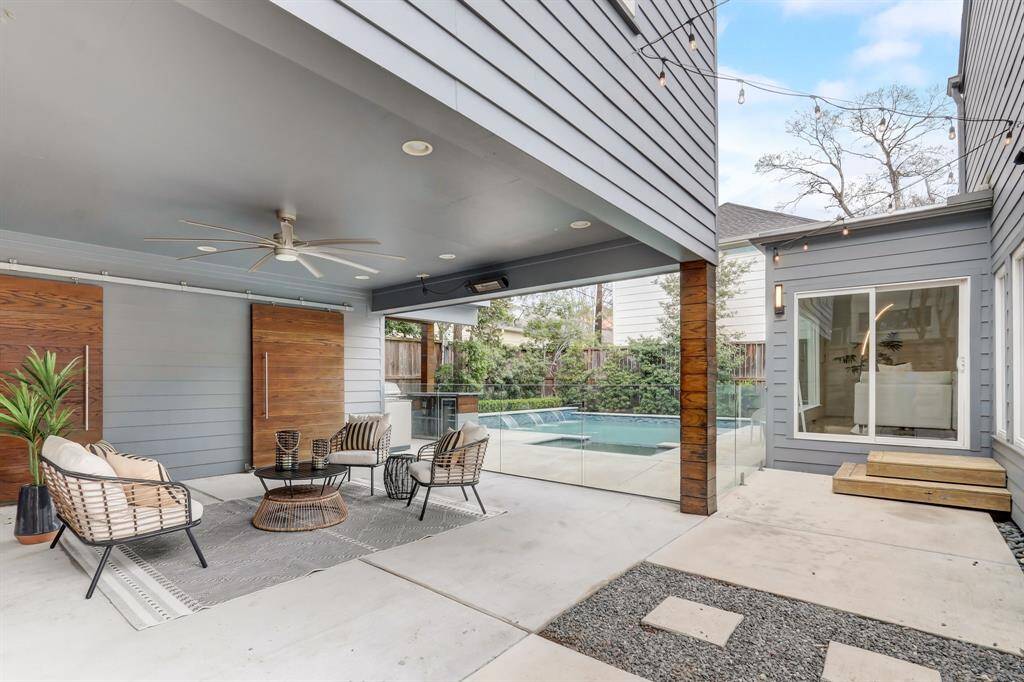 Note the built-in heaters, canned lighting and large outdoor fan.