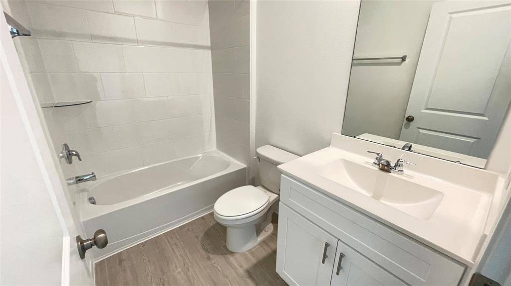 Bathroom downstairs