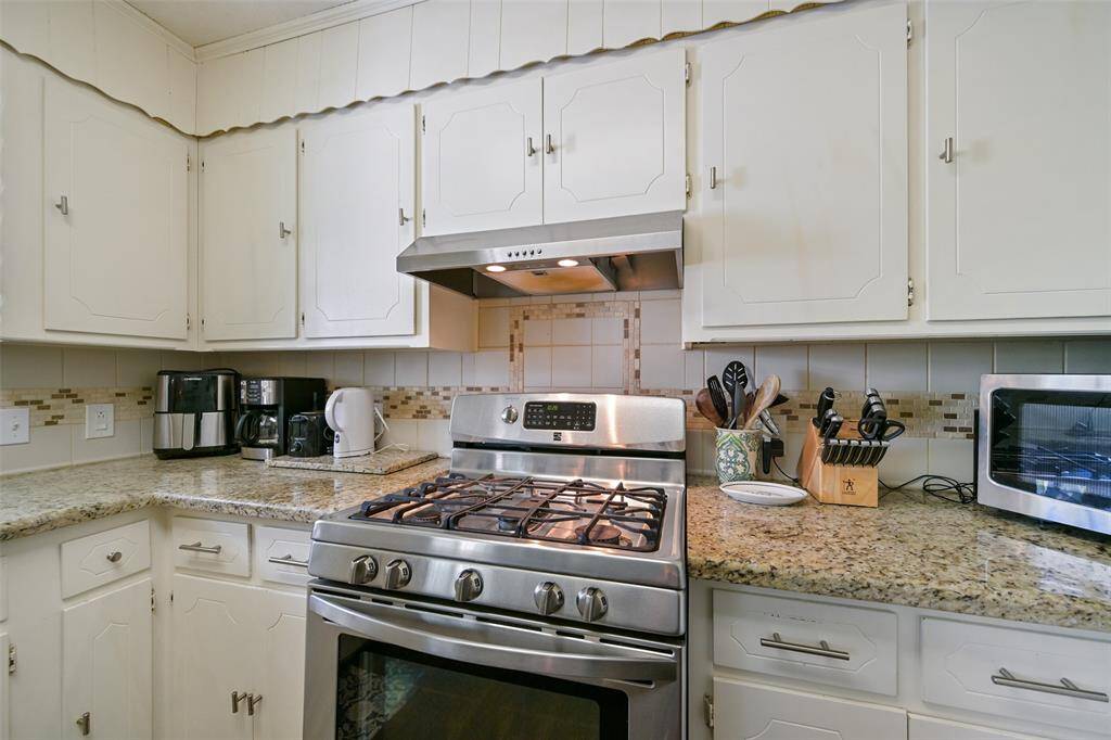 Lots of countertop space for all of your kitchen needs!