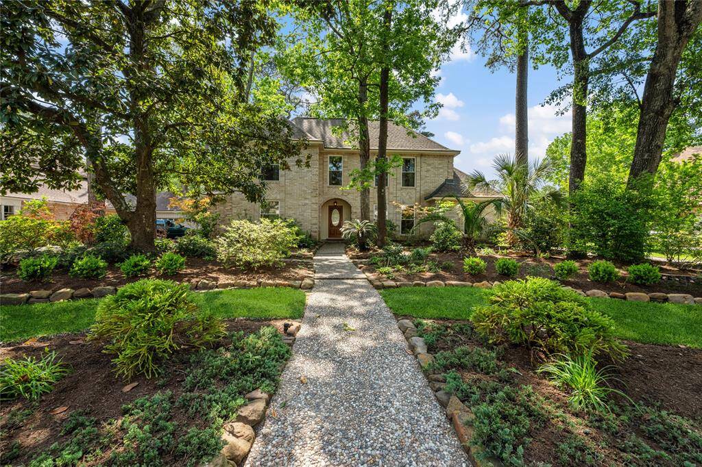 Gorgeous vegetation... Azaleas...roses... Camellias.... Garden Paths...