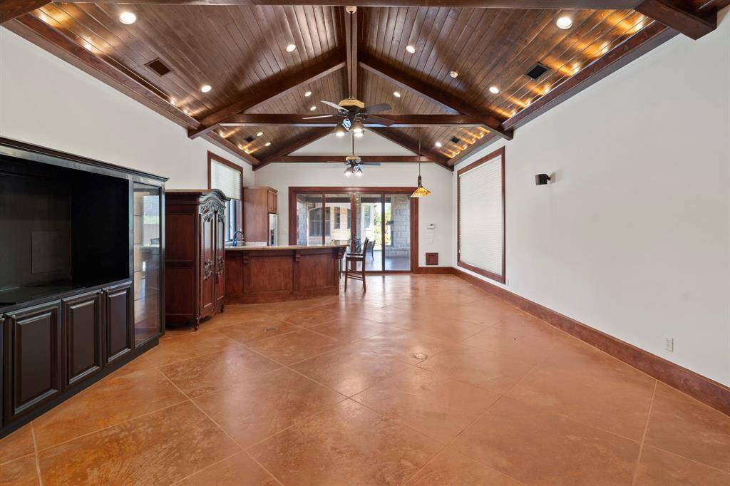 Guest suite