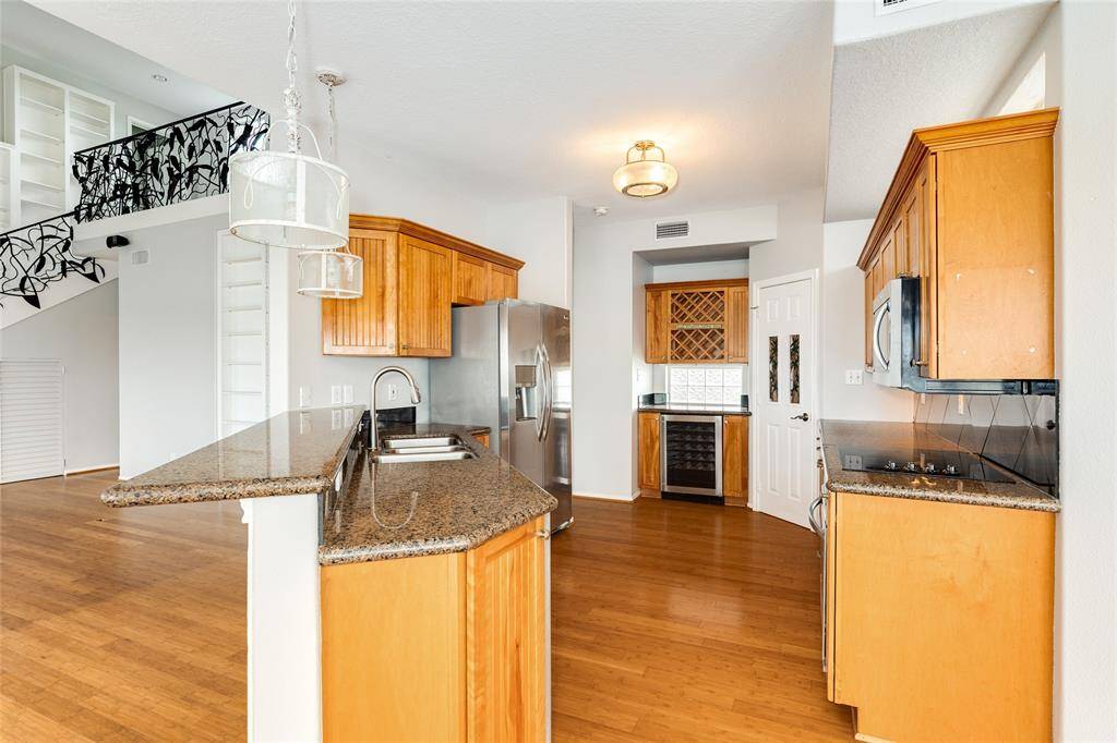 Another view of the kitchen