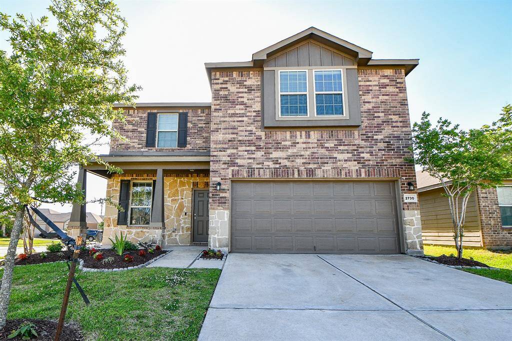Imagine arriving at your new address and being greeted by the attractive brick and stone facade.