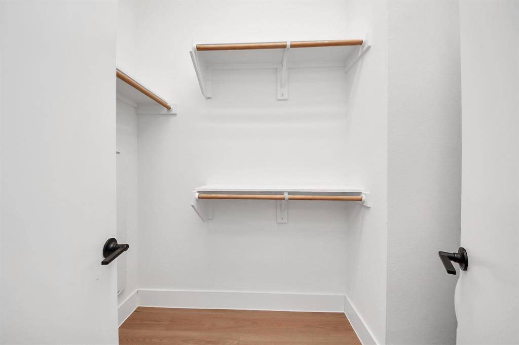 Photos displayed may be of similar apartments or floor plans featuring the same finishes