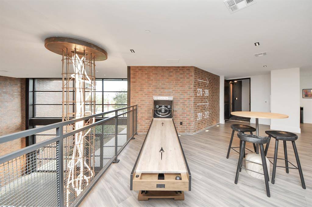 Photos displayed may be of similar apartments or floor plans featuring the same finishes