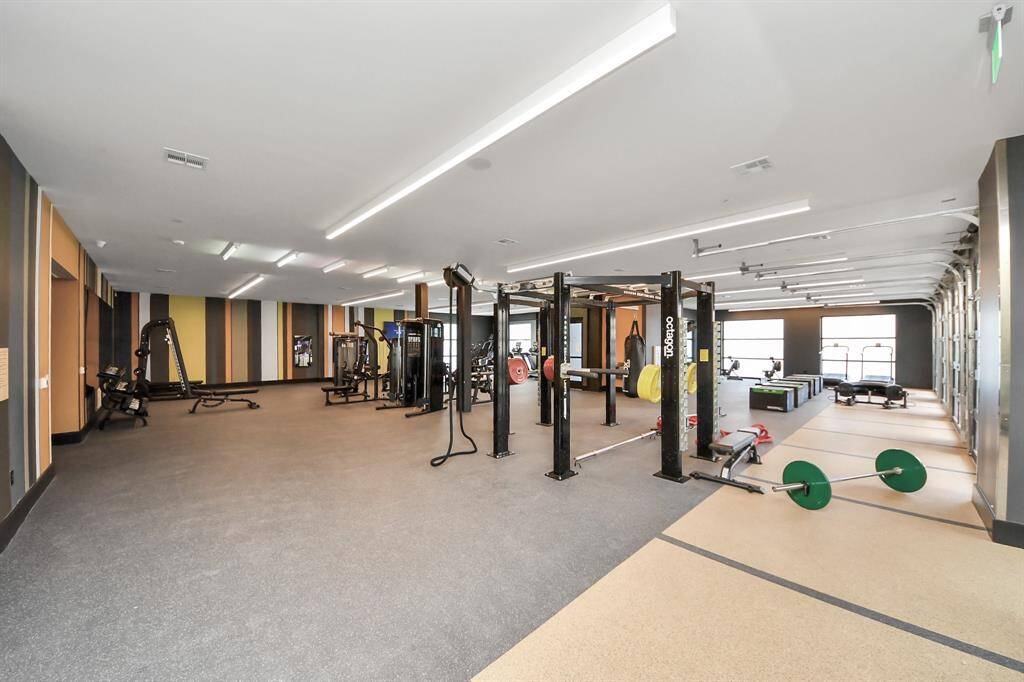 Photos displayed may be of similar apartments or floor plans featuring the same finishes