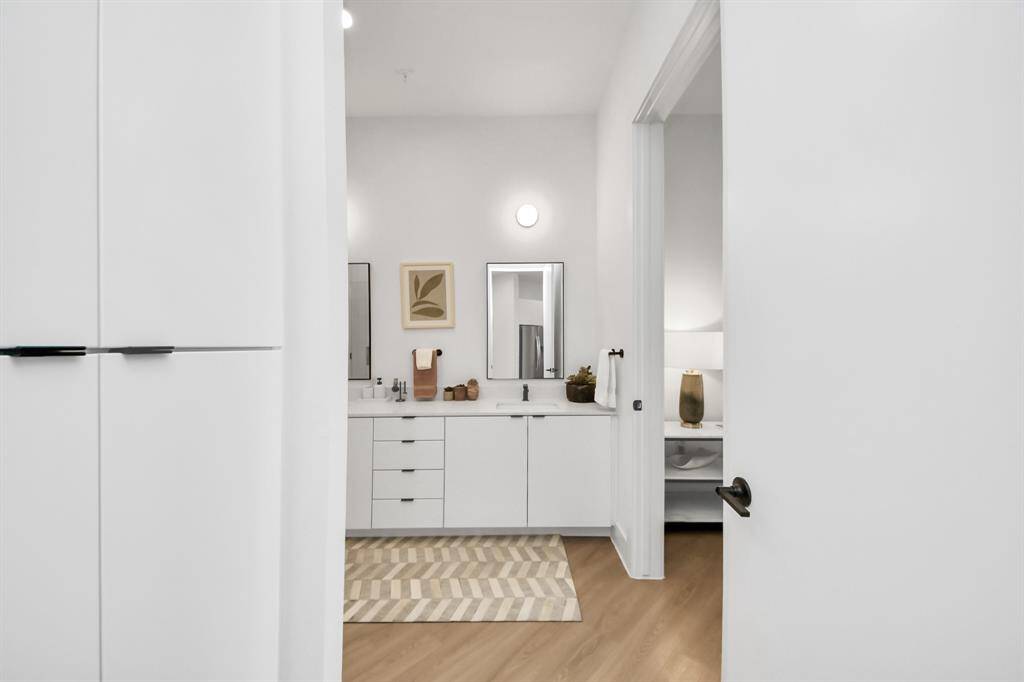 Photos displayed may be of similar apartments or floor plans featuring the same finishes