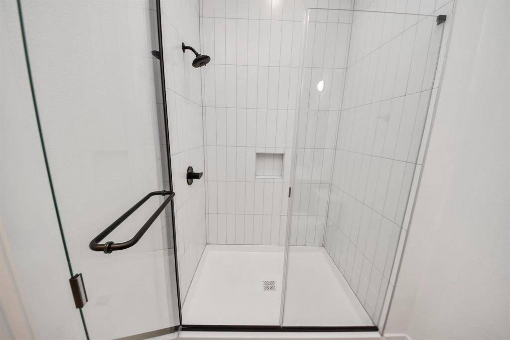 Photos displayed may be of similar apartments or floor plans featuring the same finishes