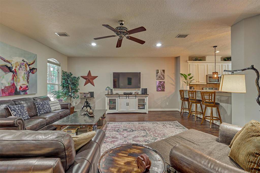 Large living area perfect for the whole family to spend time together!