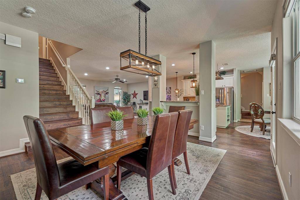 The layout is perfect for entertaining!