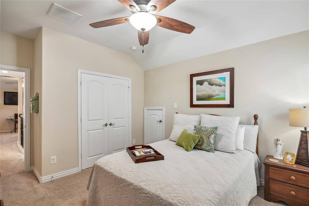 Upstairs Bedroom with large closet.