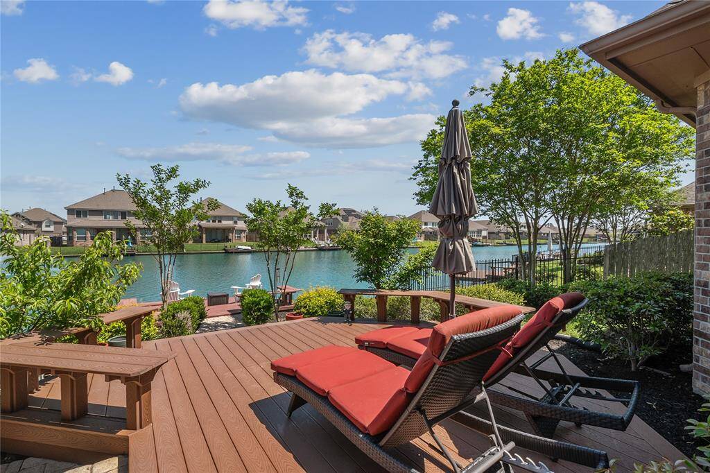 They say a picture is worth a thousand words!  This Trek Deck Sitting Area is perfect for relaxing and peaceful views of the water.  The backyard is shaded from the afternoon sun.