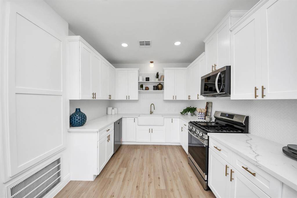 Brand new kitchen!