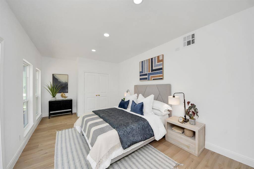 Bedroom on the first floor