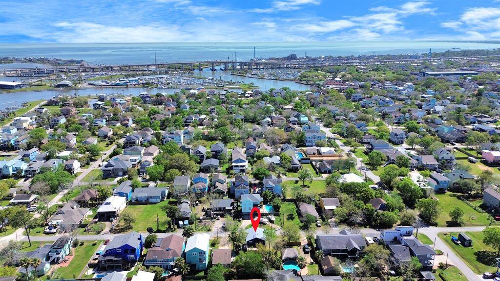Clear Lake Shores