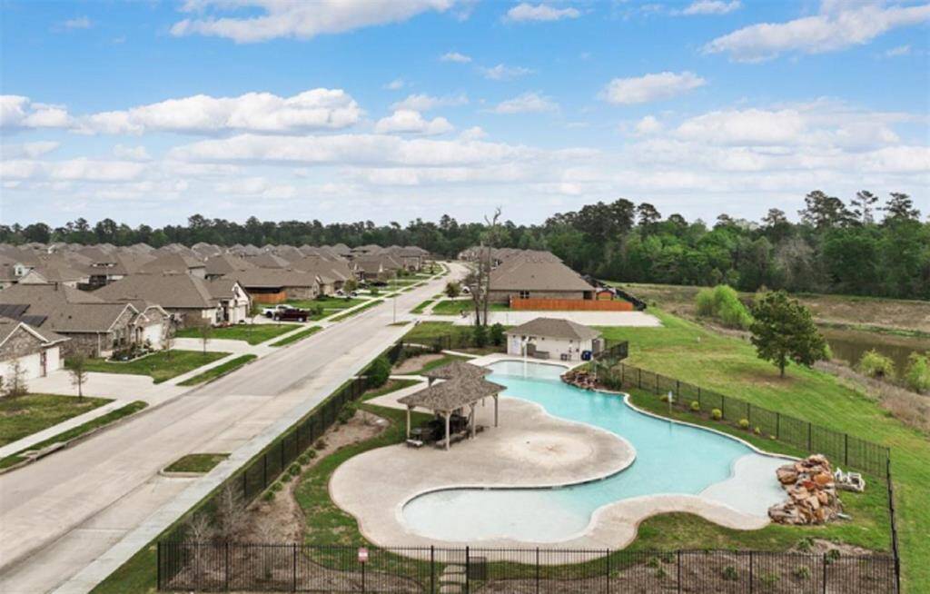 Aerial view of the amenities off Raleigh Creek Drive.