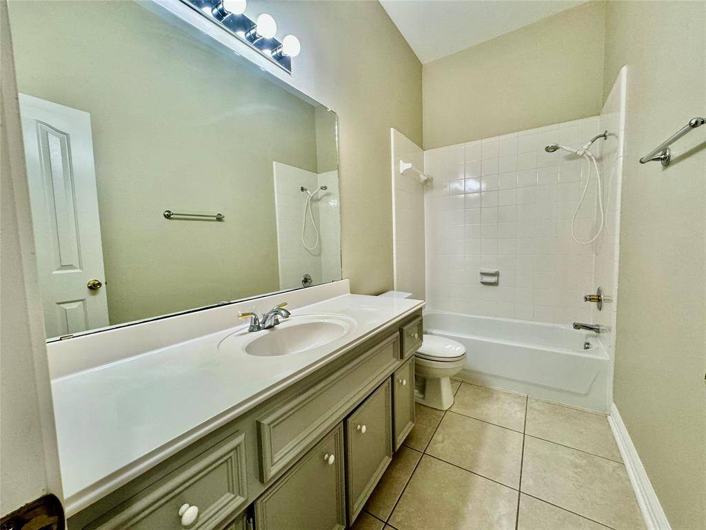 Secondary Bath