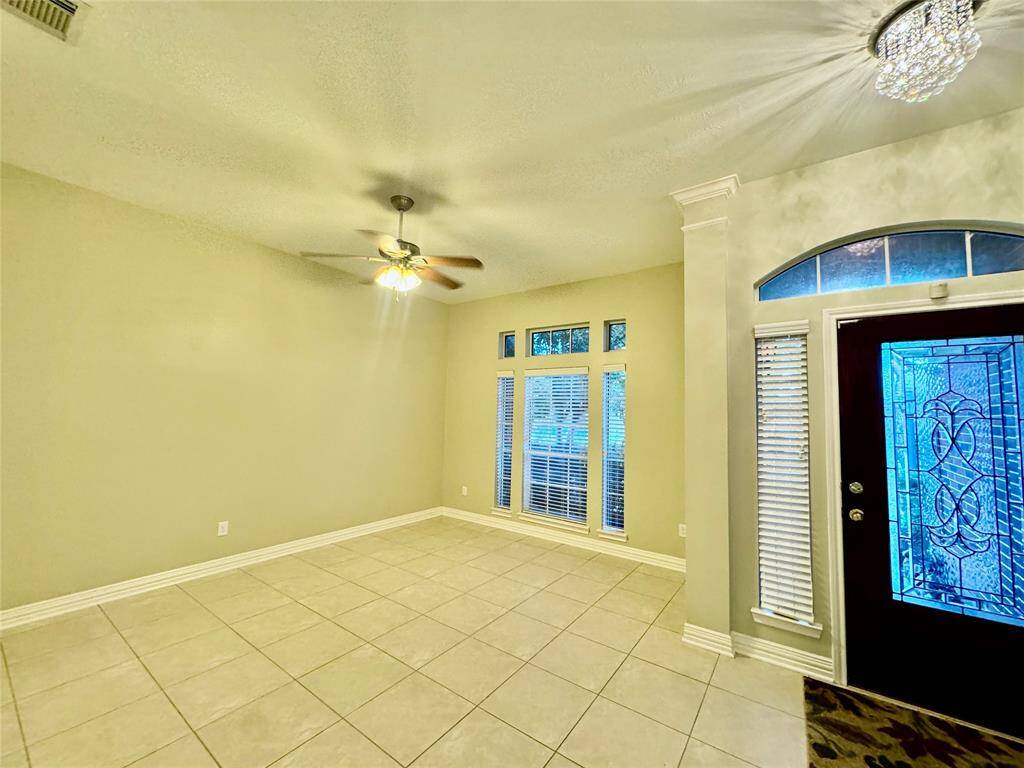 Formal Living at Entrance