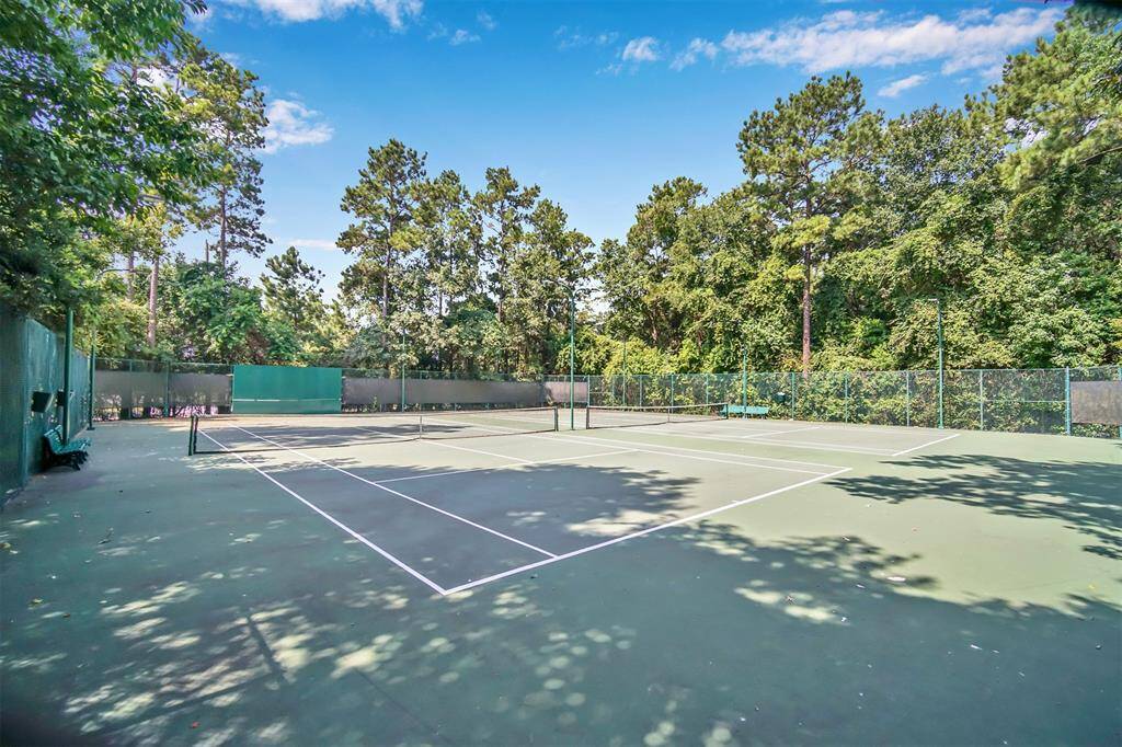 Tennis and pickle ball courts!