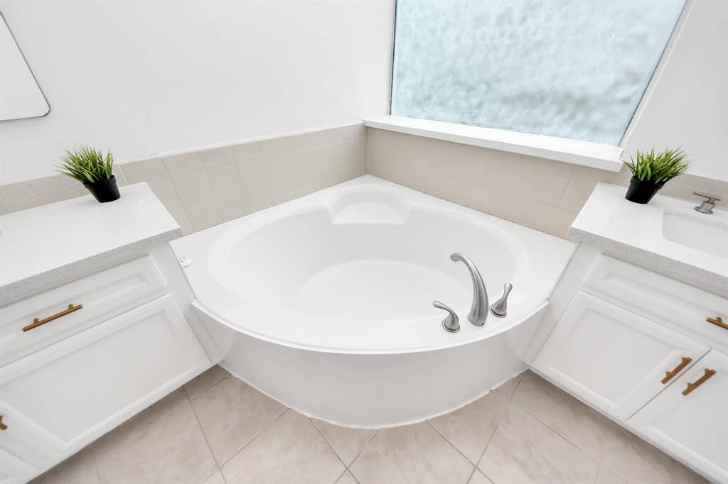 garden tub