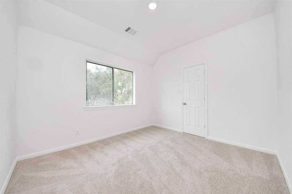 Upstairs bedroom 3