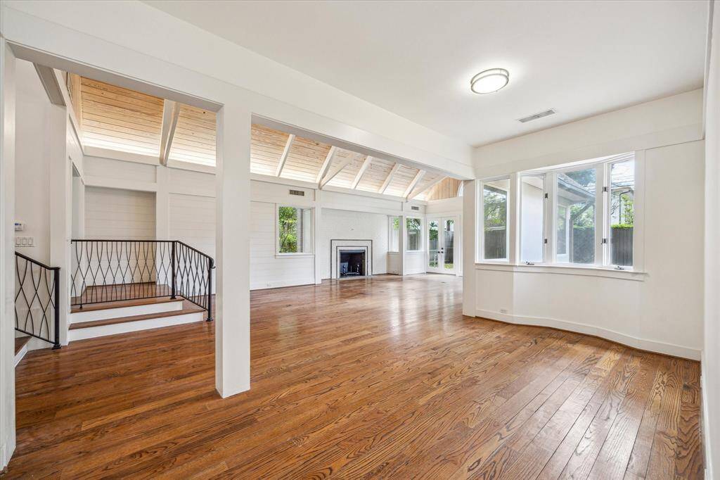 Dining room opens to great room