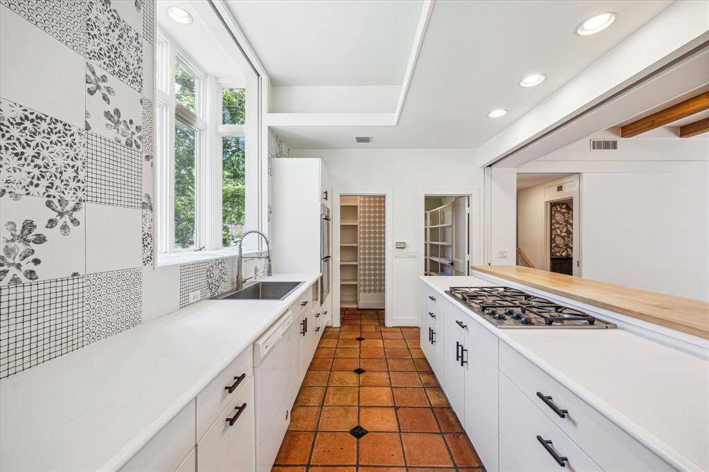 Galley kitchen ready for your updates