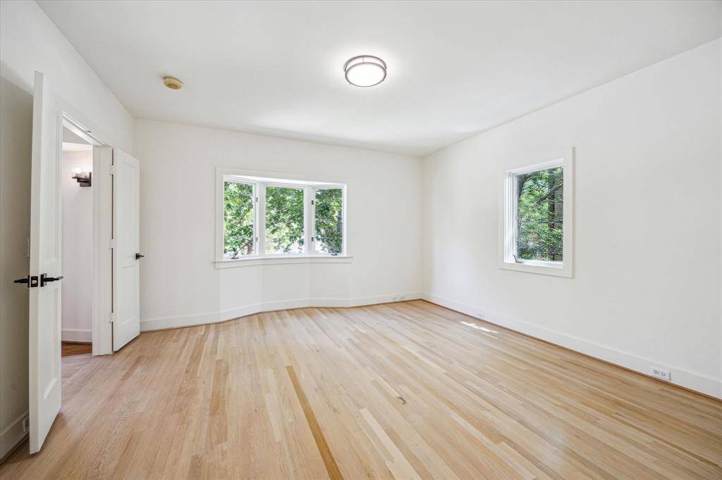 Secondary bedroom #2