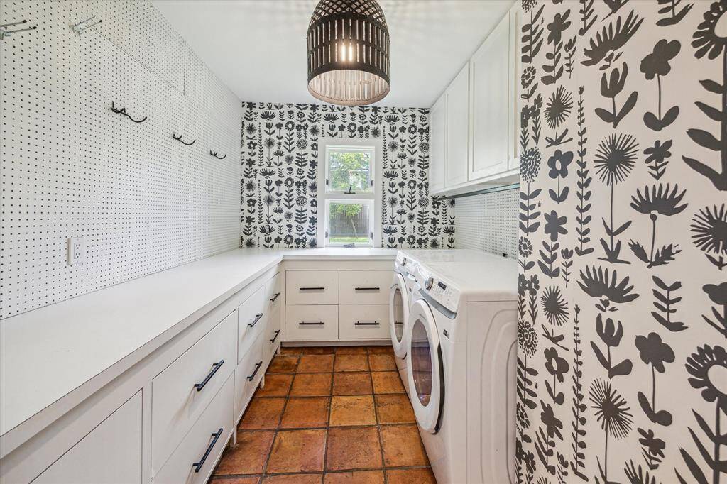 Downstairs laundry room