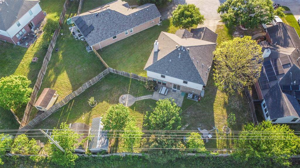 Location, location, location! Just a stone’s throw from neighborhood schools and a serene community lake, this home gives you that spacious feel without sacrificing convenience.