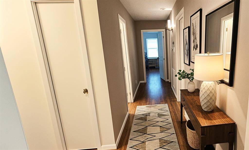 Beautifully designed hallway providing easy access to all bedrooms.